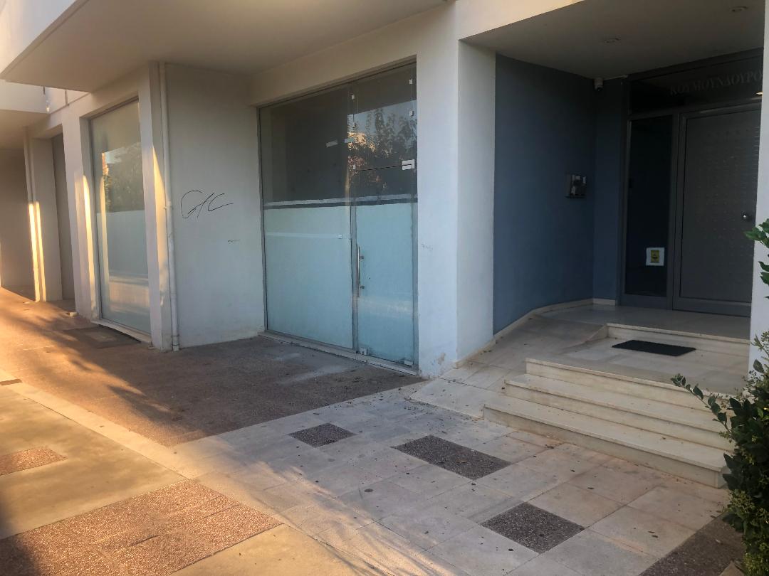 Κατάστημα  τ.μ. με Υπόγειο & Ελεύθερο Πάρκινγκ – Αλεξ. Κομουνδούρου 46